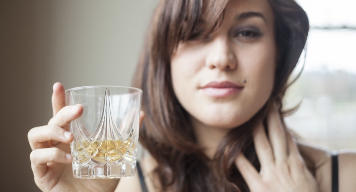 Hvordan påvirkes synet av alkohol?